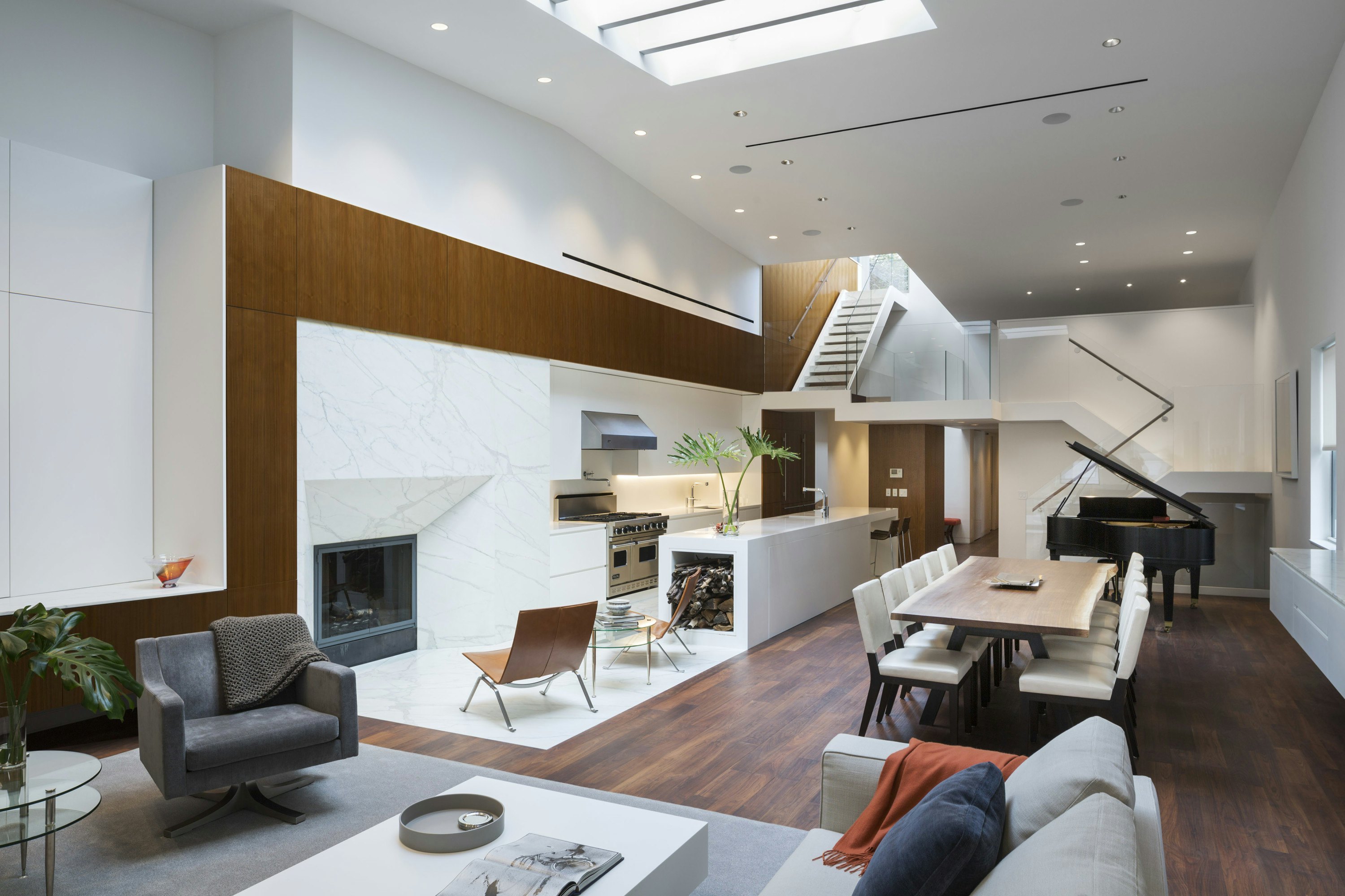 NoHo Loft by DXA Studio